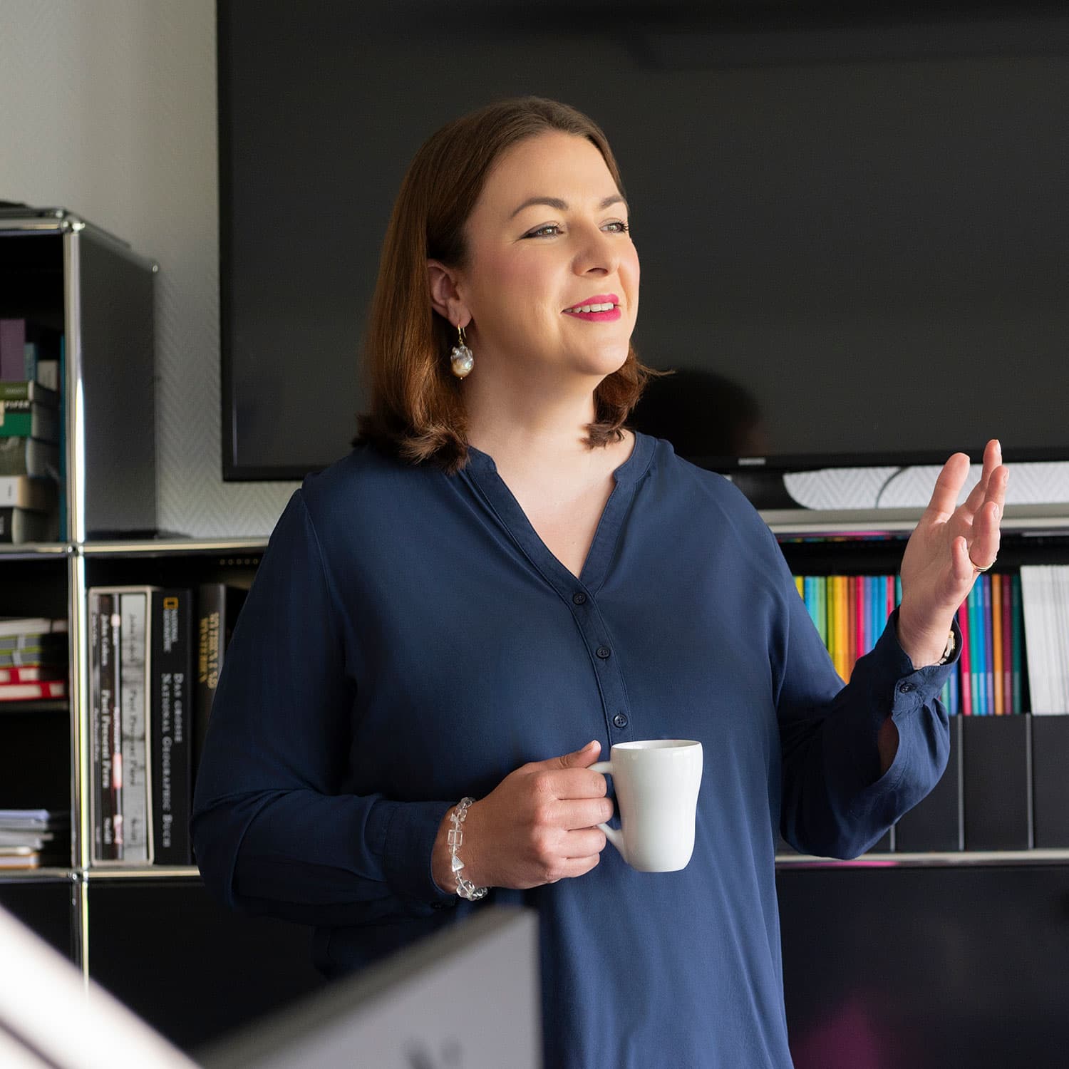 Führungskraft in einer herausfordernden Gesprächssituation